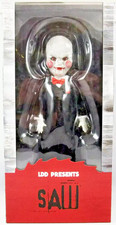 SAW L'ENIGMISTA Billy The Puppet Living Dead Puppen Actionfigur Puppe Mezco