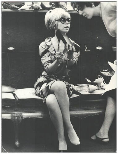 C1889 nancy sinatra - foto, x