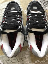 Globe Sabre, Gr. EU 44, Schwarz/ Weiß/ Rot