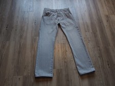 LEVIS 501 STRAIGHT CUT JEANS