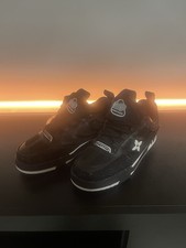 Damen Turnschuhe Schwarz mit Weiß Gr 40(41 in Schuh) Neu Ohne Karton