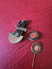 Alte Anstecknadeln  DGB  1Mai