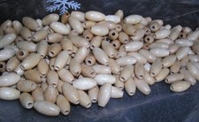 ca. 250 STÜCK = 100 Gramm Oliven aus HOLZ lackiert natur 16 mm