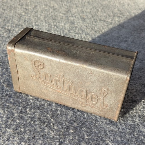 Alte kleine blechdose - alte,