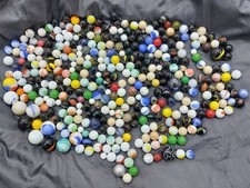 Konvolut alte Murmeln / Klicker / Marbles / Milchklicker 