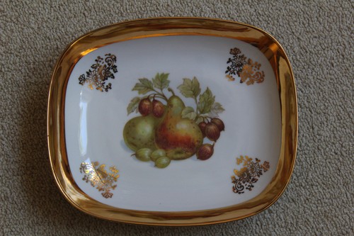 Ovaler porzellanteller mit - porzellanteller,