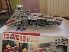 LEGO Star Wars: Venator-Class Republic Attack Cruiser (8039)