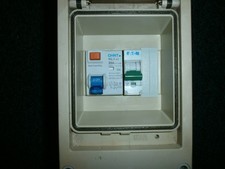 Verteilerkasten mit FI Schalter 1 Sicherungsautomat
