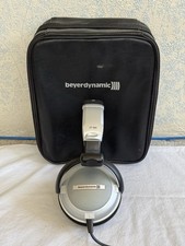 Beyerdynamic DT 860 Headphones