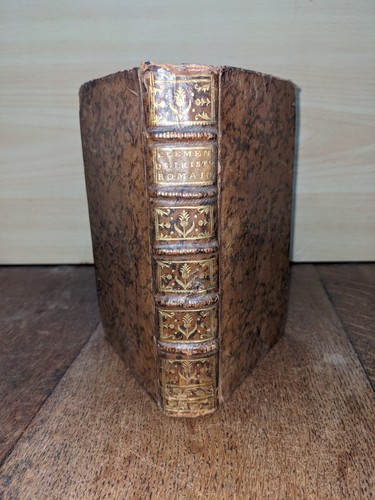Antikes buch mentelle - antikes,