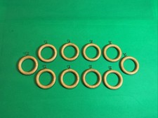 Gardinenringe aus Holz mit