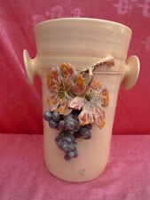 schöner,alter Weinkühler__Keramik__verziert mit Trauben...signiert: HR___ !