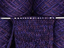 1260 gr Pflaume-Violett GARNPAKET Strickwolle Designergarn Wollpaket Strickjacke