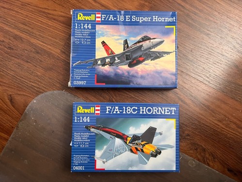 Hornet revell 144 2x - revell, 1:144