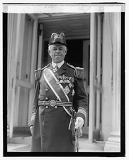 Photo:Vice Admiral Philip