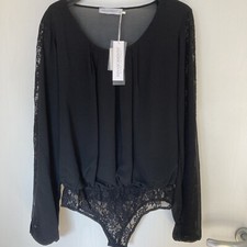 Blusenbody mit Spitzenärmel