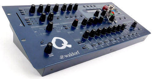 Waldorf synthesizer rack - q,