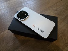 Vivo iQOO 15 512/16GB