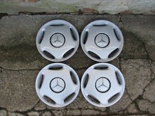 Original Mercedes-Benz E-Klasse W210 Radkappen Satz 4-Stück 16 Zoll.A2104010124.