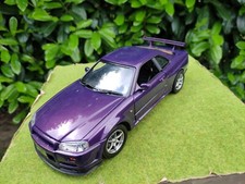 1/18 MotorMax No. 73126 Nissan Skyline GTR (violett) --TOP ZUSTAND--