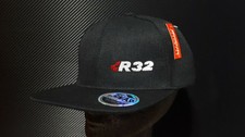 R32 Basecap Snapback Flat für
