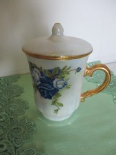 Teetasse mit Deckel Porzellan