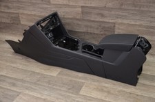 VW Tiguan 5N II 2023Bj Mittelarmlehne Armlehne Mittelkonsole 5NB863241H