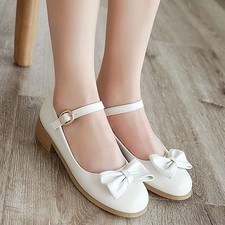 Gr40 Flache Mary Jane Riemchen