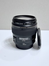 Canon EF 100mm 1:2 USM