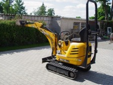 Bagger JCB 8010 CTS gebraucht von Privat