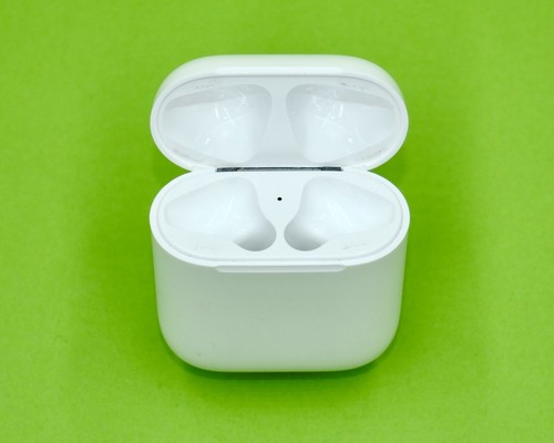 Original apple airpods - apple, case