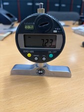 Mitutoyo Digital Tiefenmessgerät 543-270B / ID-C1012B – gebraucht