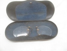 Antike Brille Kneifer mit Blech Etui – Brille gemarkt DBLF1  ~ 1930/40