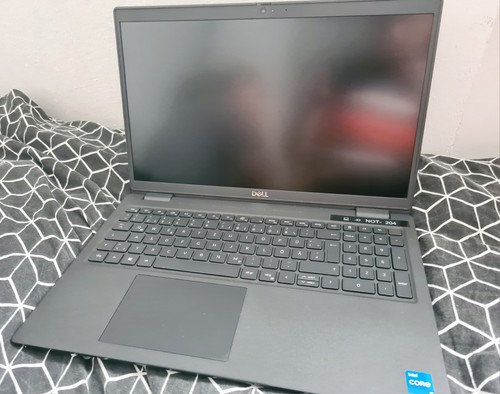 Dell latitude 3520 intel - 3520,