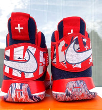 Nike Air Zoom UNVRS Flyease 10