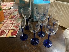 8 Vintage Französische Wein