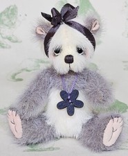 Graye Von Pipkins Bears -