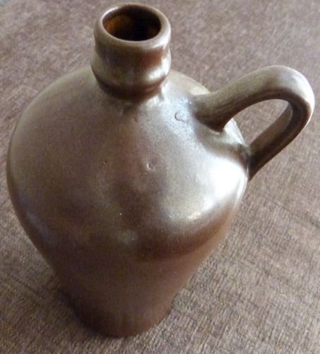 Vintage dunkelbrauner tonkrug - vintage,