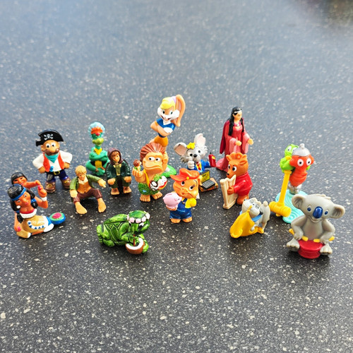 überraschungsei figuren - Überraschungsei,
