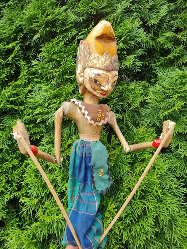 Wayang golek gambyong - wayang, /