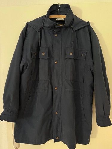 Parka der a - der, fa.