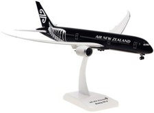 Hogan Boeing 787-9 Air New Zealand "All Black" ZK-NZE 1:200 Modellflugzeug