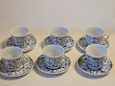 6 Tassen mit Untertassen