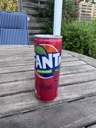 Fanta rasa stroberi erdbeere - stroberi,