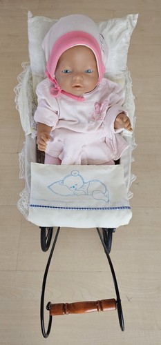 Puppenwagen aus korbgeflecht - aus,