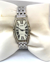 Guess Damen Römische Figur