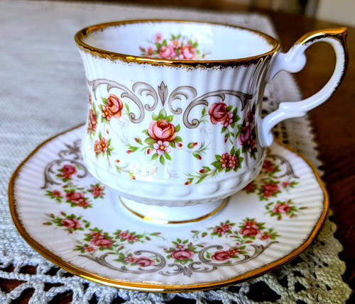 Queen rosina fine bone china - queen's,