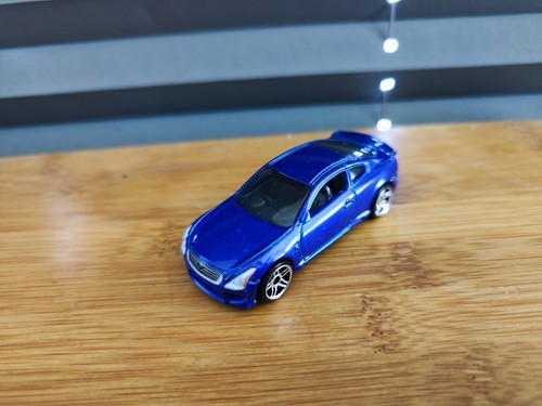 Matchbox infiniti g37 - g37, blau