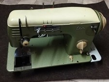Meister-Werke Schweinfurt Typ 110 alte Nähmaschine Grün, Beige ca. 1960 bis 1970