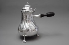 Große Schokoladenkanne (Tripode), 950er Silber, ca. 1760, Saint Omer (Lille)